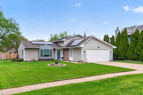 Photo of Roselle, IL 60172 (MLS # 12635185)