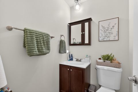 Tiny photo for 870 Pine Avenue W, Roselle, IL 60172 (MLS # 12635185)