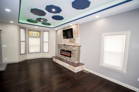 Tiny photo for 845 W 50th Place, Chicago, IL 60609 (MLS # 12513126)