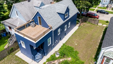 Tiny photo for 845 W 50th Place, Chicago, IL 60609 (MLS # 12513126)