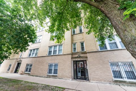 1507 W Albion Avenue 2 Chicago IL 60626