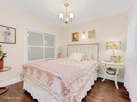 Tiny photo for 318 Bluff Avenue, La Grange, IL 60525 (MLS # 12555415)