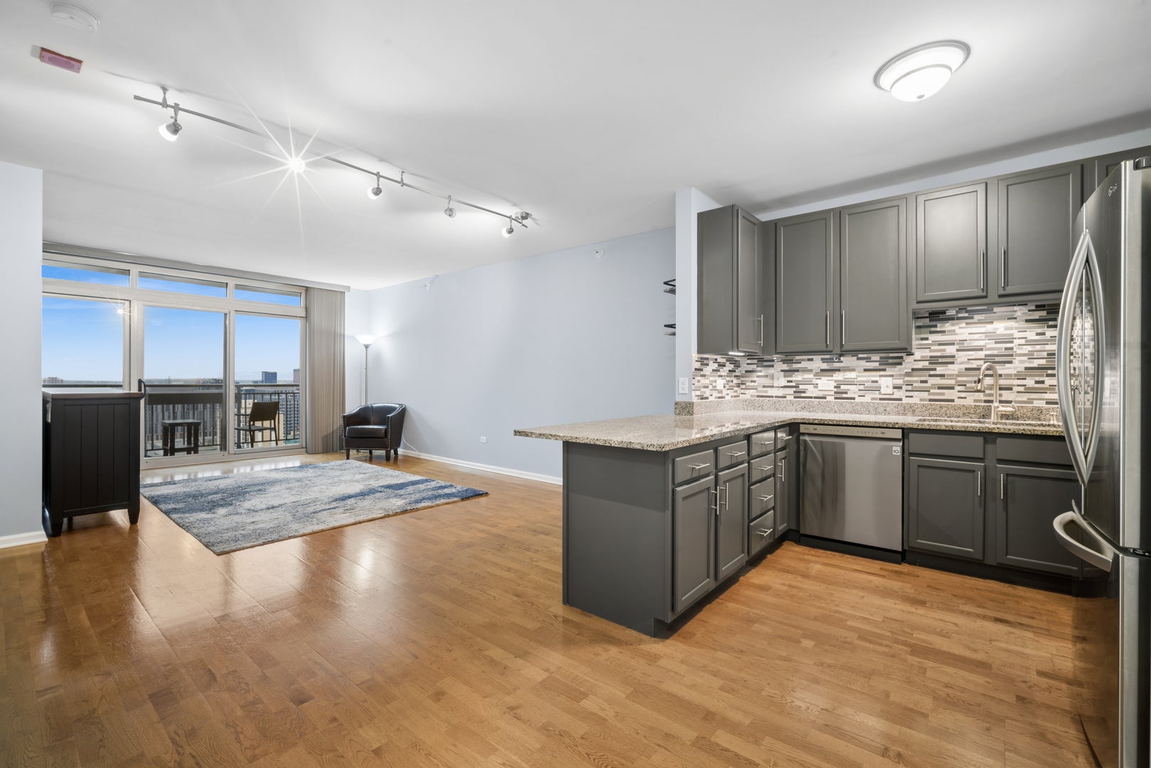125 S Jefferson Street 2310
