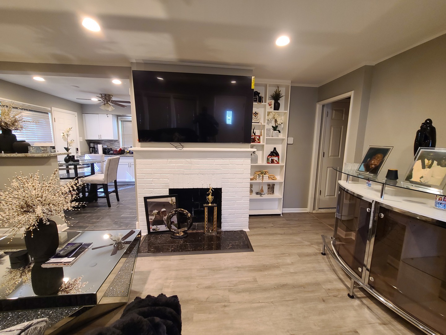 340 Indianwood Boulevard