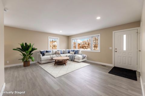 Tiny photo for 1616 Wilcox Street, Crest Hill, IL 60435 (MLS # 12582918)