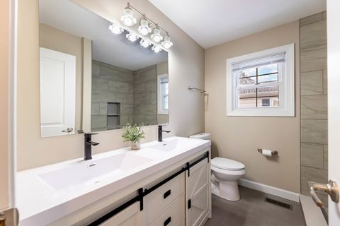 Tiny photo for 1616 Wilcox Street, Crest Hill, IL 60435 (MLS # 12582918)