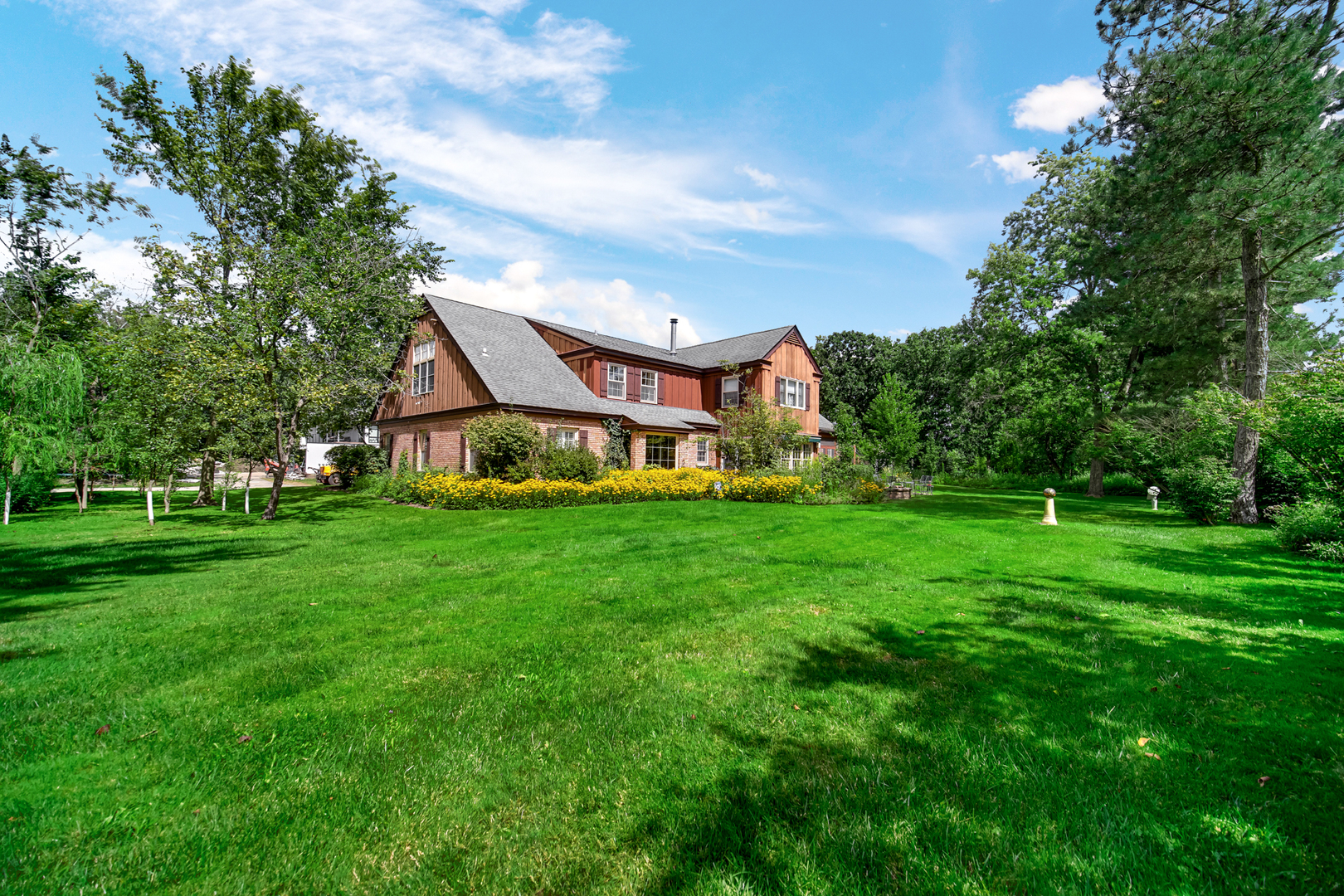 1135 Buttonwood Lane