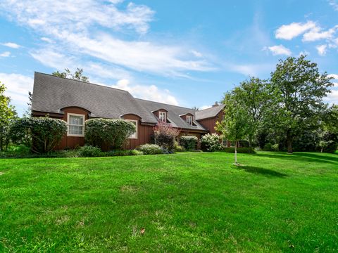 Photo of 1135 Buttonwood Lane, Northbrook, IL 60062 (MLS # 12483065)