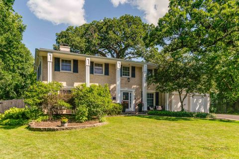 182 Blueberry Road Libertyville IL 60048