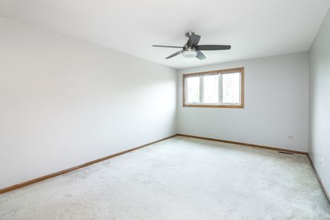 Tiny photo for 9S251 Graceland Street, Downers Grove, IL 60516 (MLS # 12499438)