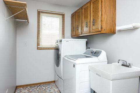 Tiny photo for 9S251 Graceland Street, Downers Grove, IL 60516 (MLS # 12499438)