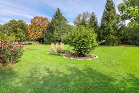 Tiny photo for 9S251 Graceland Street, Downers Grove, IL 60516 (MLS # 12499438)