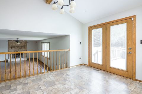 Tiny photo for 9S251 Graceland Street, Downers Grove, IL 60516 (MLS # 12499438)