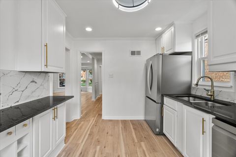 Tiny photo for 9237 S Justine Street, Chicago, IL 60620 (MLS # 12548648)