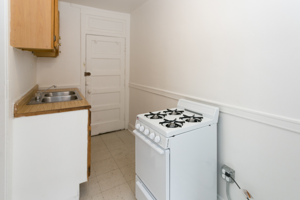 3257 W Wrightwood Avenue 2D
