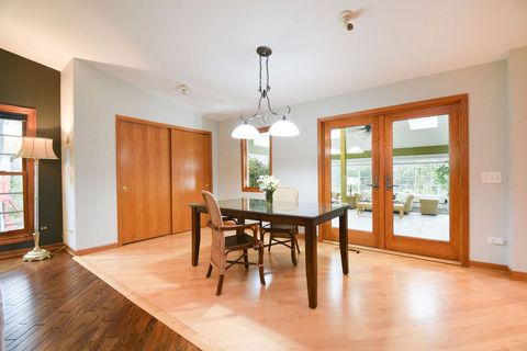 Tiny photo for 803 W Burr Oak Drive, Arlington Heights, IL 60004 (MLS # 12488373)