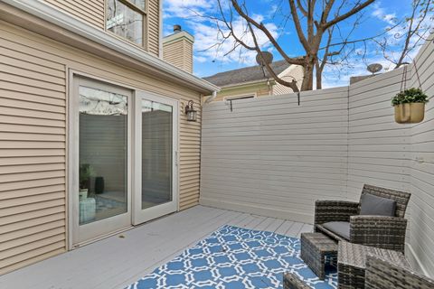 Tiny photo for 862 Waterview Drive, Round Lake Park, IL 60073 (MLS # 12504984)