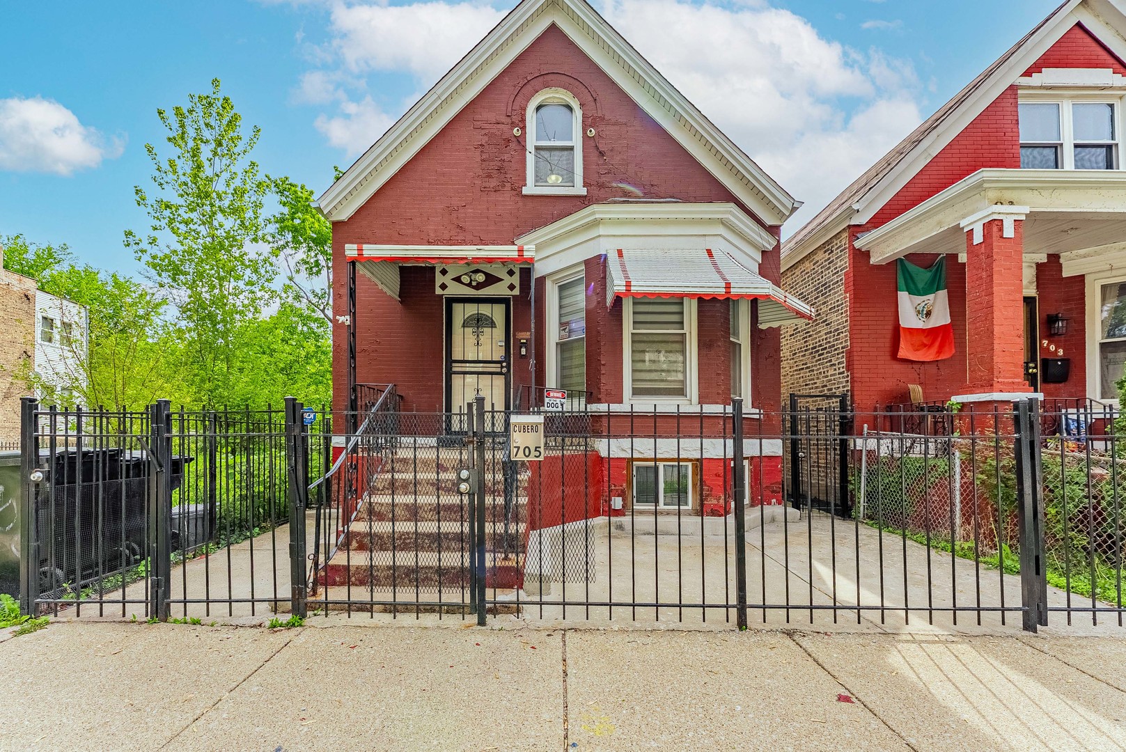 705 N Ridgeway Avenue