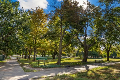 Tiny photo for 5050 S East End Avenue #2D, Chicago, IL 60615 (MLS # 12491026)