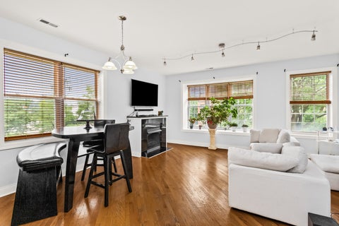 Tiny photo for 25 N Menard Avenue #2S, Chicago, IL 60644 (MLS # 12703413)