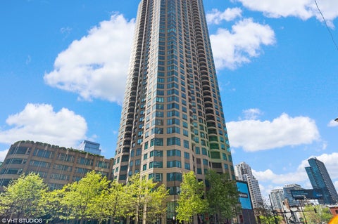Photo of 400 N La Salle Drive #2002, Chicago, IL 60654 (MLS # 12692071)