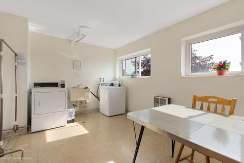 Tiny photo for 2900 Maple Avenue #13C, Downers Grove, IL 60515 (MLS # 12480503)