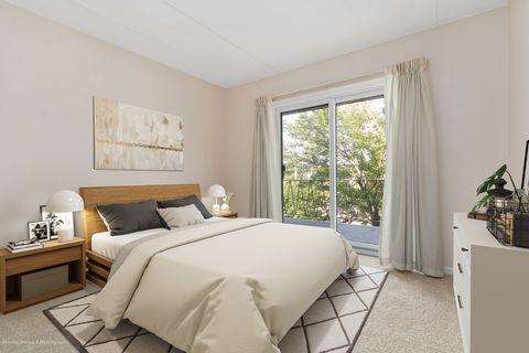 Tiny photo for 2900 Maple Avenue #13C, Downers Grove, IL 60515 (MLS # 12480503)