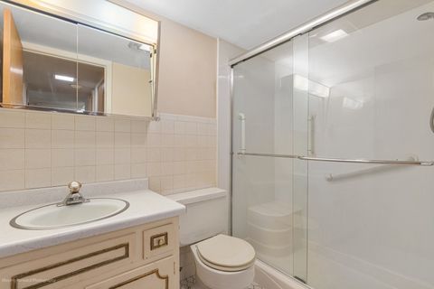 Tiny photo for 2900 Maple Avenue #13C, Downers Grove, IL 60515 (MLS # 12480503)