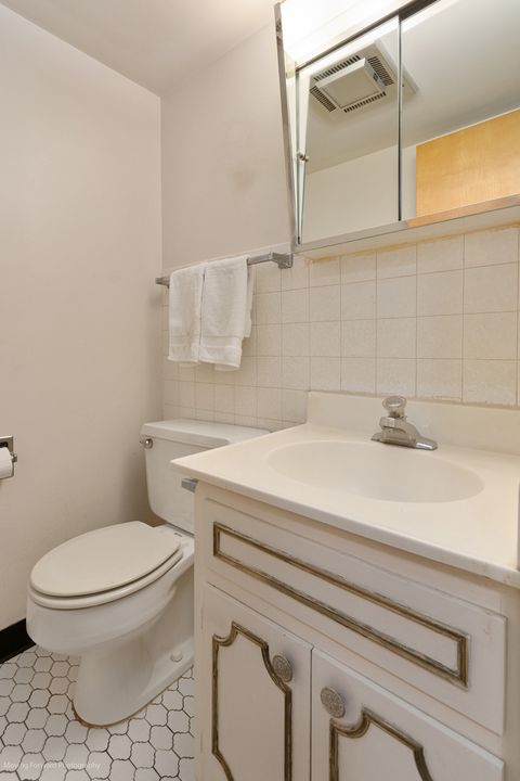 Tiny photo for 2900 Maple Avenue #13C, Downers Grove, IL 60515 (MLS # 12480503)