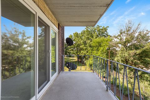 Tiny photo for 2900 Maple Avenue #13C, Downers Grove, IL 60515 (MLS # 12480503)