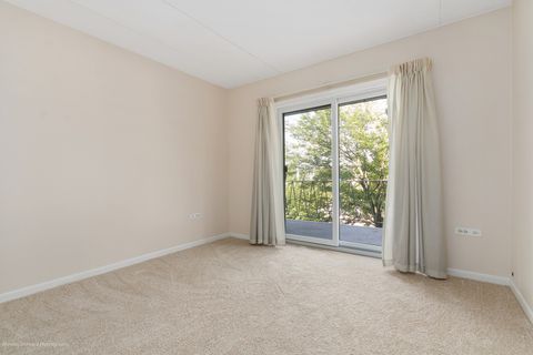 Tiny photo for 2900 Maple Avenue #13C, Downers Grove, IL 60515 (MLS # 12480503)