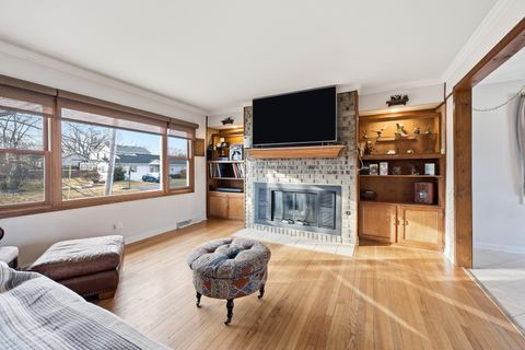 Tiny photo for 1120 Poplar Street, Lake In The Hills, IL 60156 (MLS # 12576822)