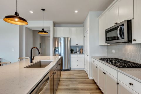 Tiny photo for 2798 Spring Circle South Cir, Lindenhurst, IL 60046 (MLS # 12545655)