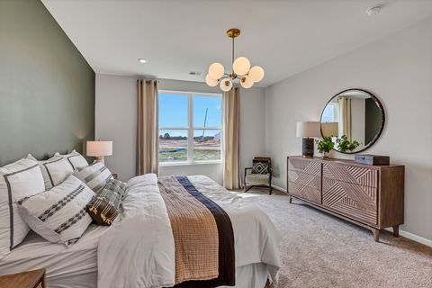 Tiny photo for 2798 Spring Circle South Cir, Lindenhurst, IL 60046 (MLS # 12545655)