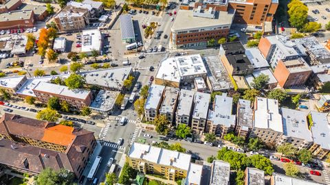 Tiny photo for 4004 N CLARENDON Avenue #3, Chicago, IL 60613 (MLS # 12486795)