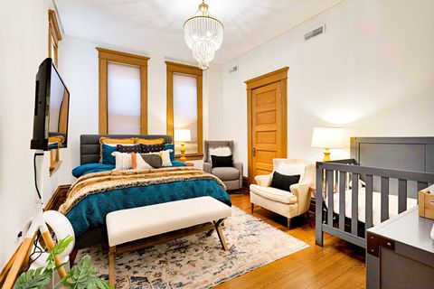 Tiny photo for 4004 N CLARENDON Avenue #3, Chicago, IL 60613 (MLS # 12486795)