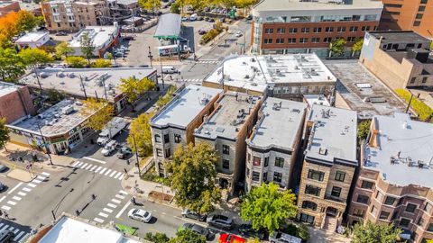 Tiny photo for 4004 N CLARENDON Avenue #3, Chicago, IL 60613 (MLS # 12486795)