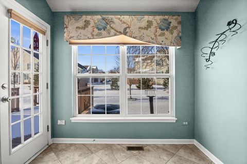 Tiny photo for 1146 Falcon Ridge Drive, Elgin, IL 60124 (MLS # 12538530)