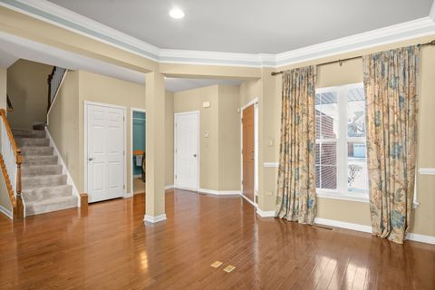 Tiny photo for 1146 Falcon Ridge Drive, Elgin, IL 60124 (MLS # 12538530)