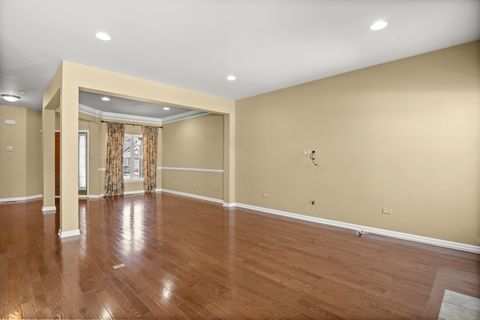 Tiny photo for 1146 Falcon Ridge Drive, Elgin, IL 60124 (MLS # 12538530)