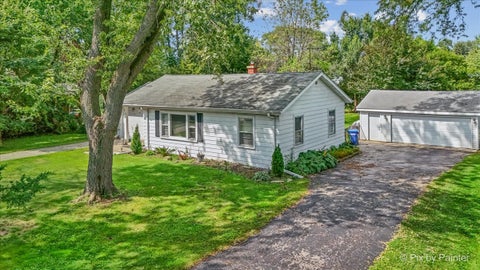 Tiny photo for 812 Hitchcock Avenue, Lisle, IL 60532 (MLS # 12760349)
