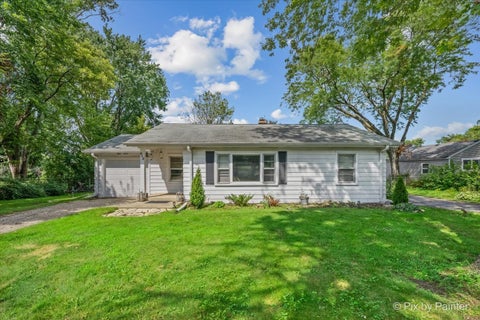 Photo of 812 Hitchcock Avenue, Lisle, IL 60532 (MLS # 12760349)