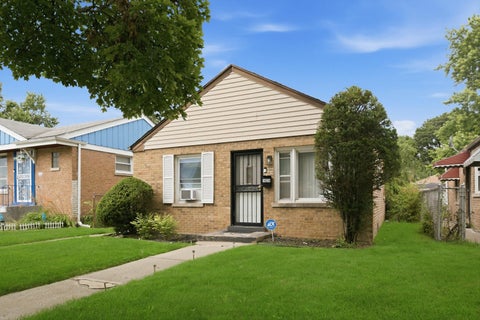 Tiny photo for 14314 S Edbrooke Avenue, Riverdale, IL 60827 (MLS # 12780475)