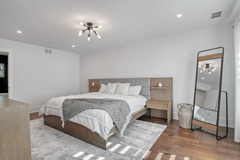 Tiny photo for 810 Kent Circle, Bartlett, IL 60103 (MLS # 12633954)