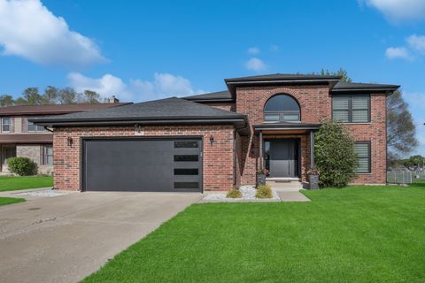 Photo of 810 Kent Circle, Bartlett, IL 60103 (MLS # 12633954)