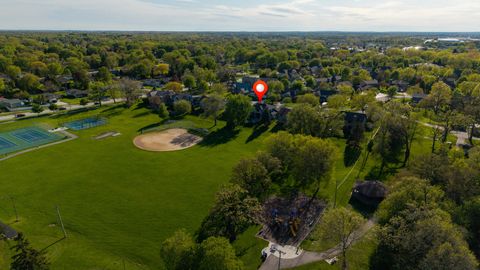 Tiny photo for 810 Kent Circle, Bartlett, IL 60103 (MLS # 12633954)