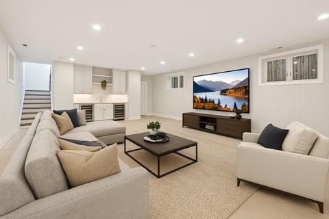 Tiny photo for 3920 N Bell Avenue, Chicago, IL 60618 (MLS # 12509101)