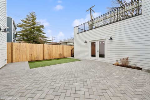 Tiny photo for 3920 N Bell Avenue, Chicago, IL 60618 (MLS # 12509101)