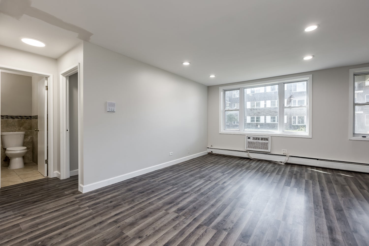 8712 Skokie Boulevard 1I