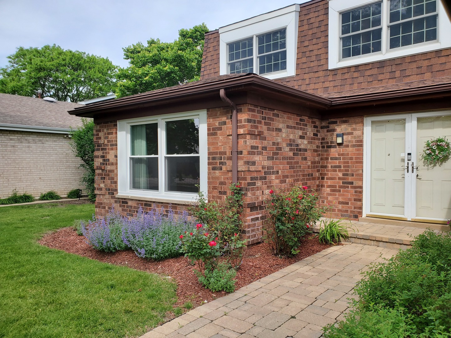 11 BIRCHWOOD Avenue